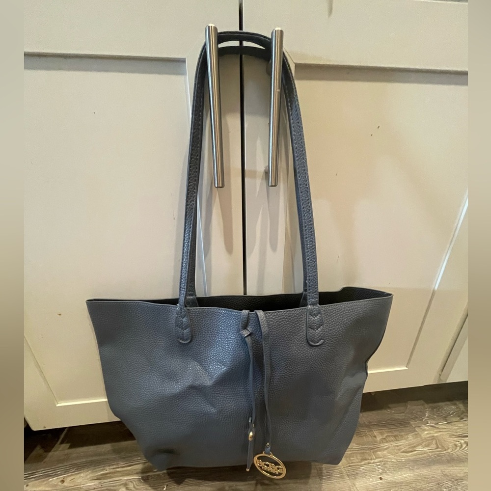BCBG Shoulder bag